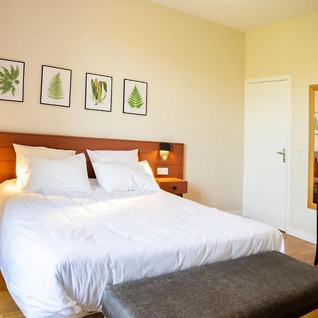 Bel Appartement, Bien Equipe Et Confortable Dans Le Centre Historique Fougères Εξωτερικό φωτογραφία