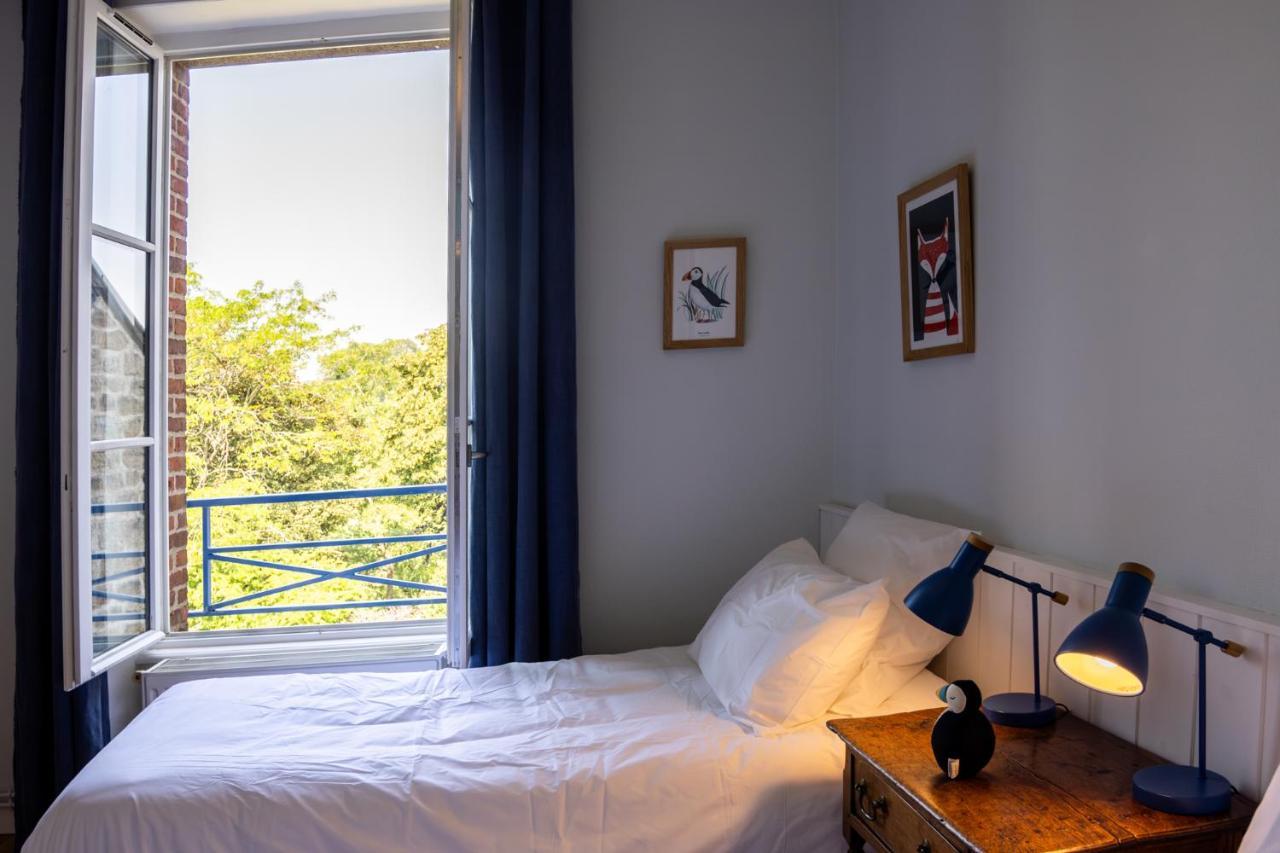 Bel Appartement, Bien Equipe Et Confortable Dans Le Centre Historique Fougères Εξωτερικό φωτογραφία